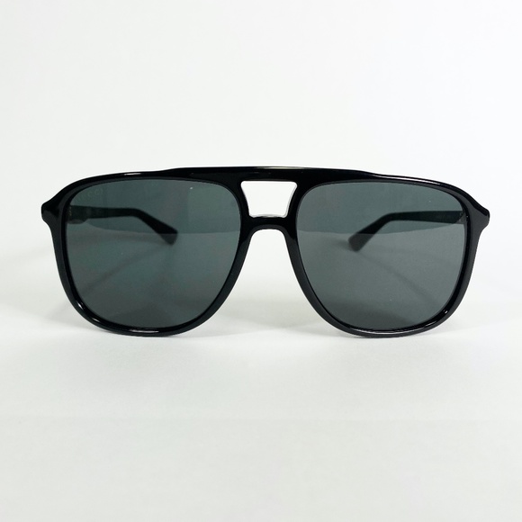 Gucci Other - Gucci Pilot Style Sunglasses